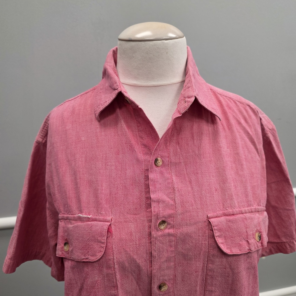 Men's Pink Button-Up Short Sleeve  Shirt - Picture 2 of 9